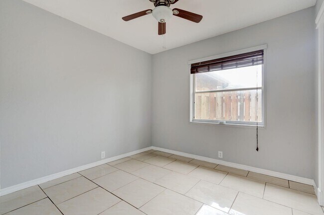 Building Photo - 313 De Carie St