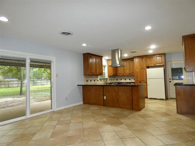 Foto del edificio - 12303 Cypress North Houston Rd