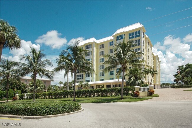 Foto del edificio - 1900 Gulf Shore Blvd N