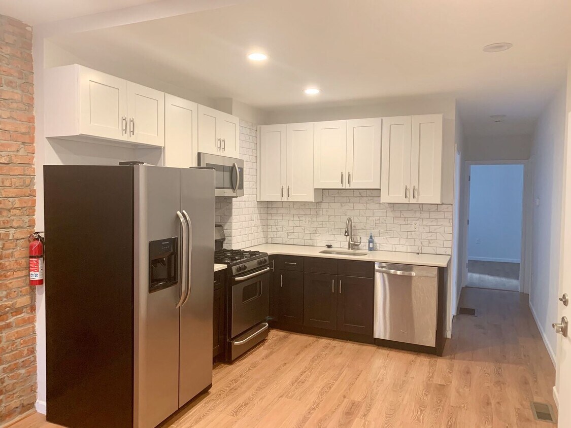 Foto principal - 744 S 19th St