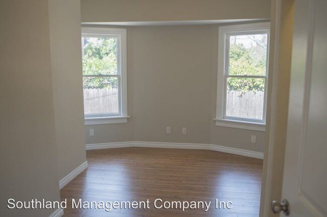 Foto del edificio - 2350-2352 Portland St
