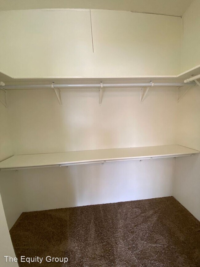 Foto del edificio - 4 br, 2 bath House - 4656 13 1/4 Ave