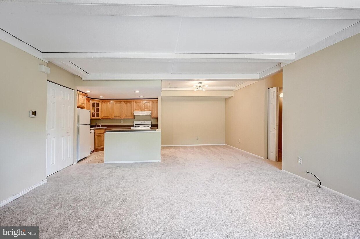 80 Old Crossing Unit 80, Devon, PA 19333 Apartment for Rent in