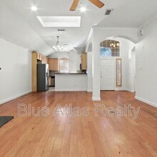 Building Photo - 4905 Canberra Ln