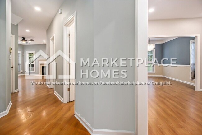 Foto del edificio - 115 Rock Hill Dr