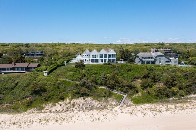 Foto del edificio - 390 Old Montauk Hwy