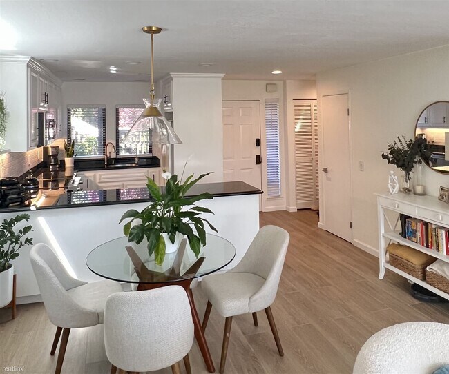 Building Photo - 1 br, 1 bath Condo - 280 Headlands Court
