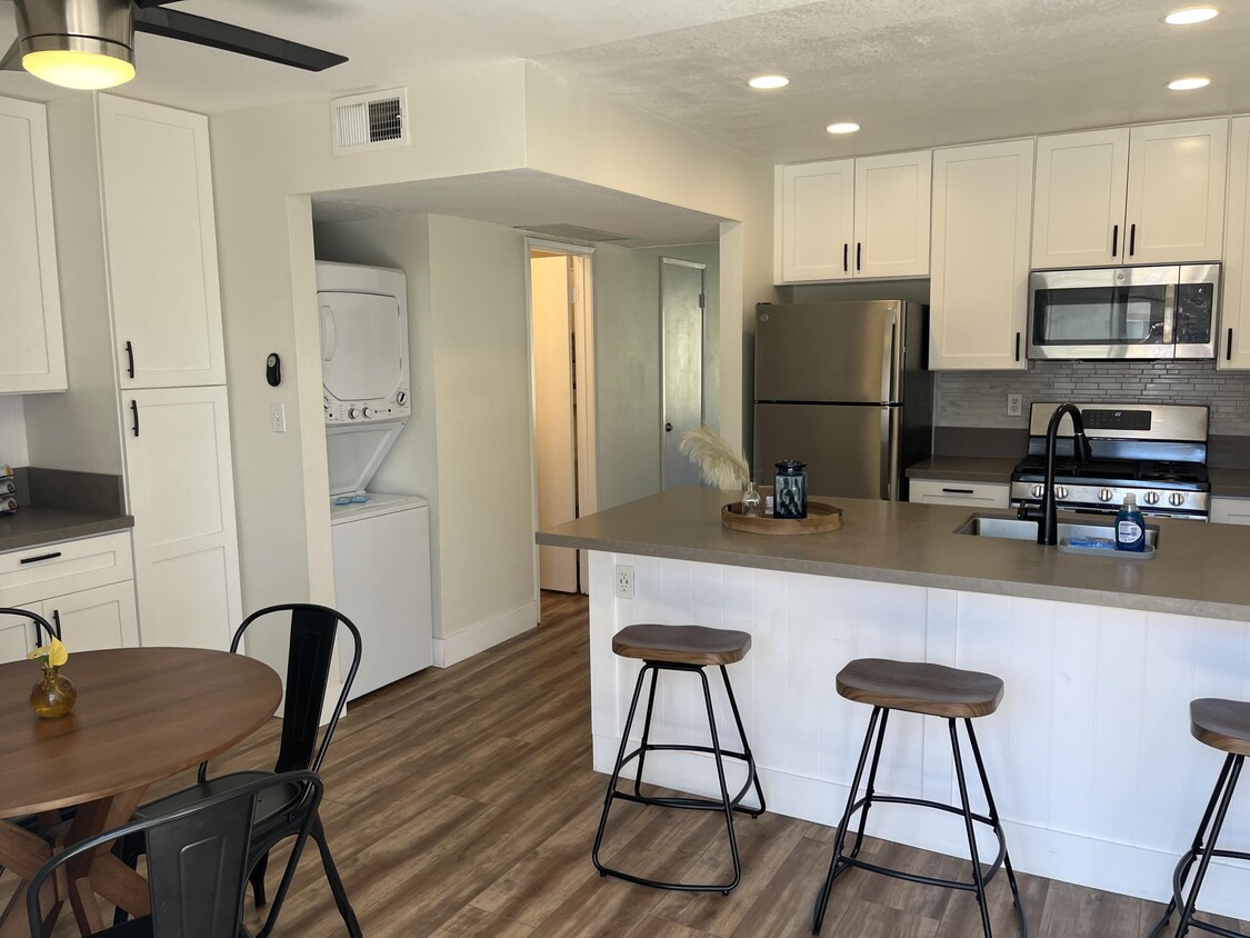 Foto principal - 82567 Ave 48 Ave