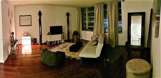 Foto del edificio - 1000 West Ave