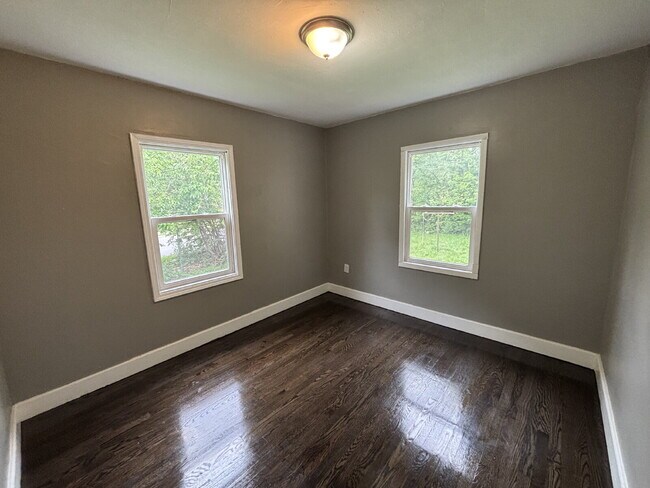 Foto del edificio - Ranch Style Home in Gary!