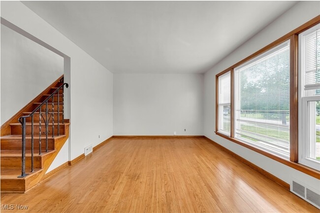 Building Photo - 23900 Puritan Ave