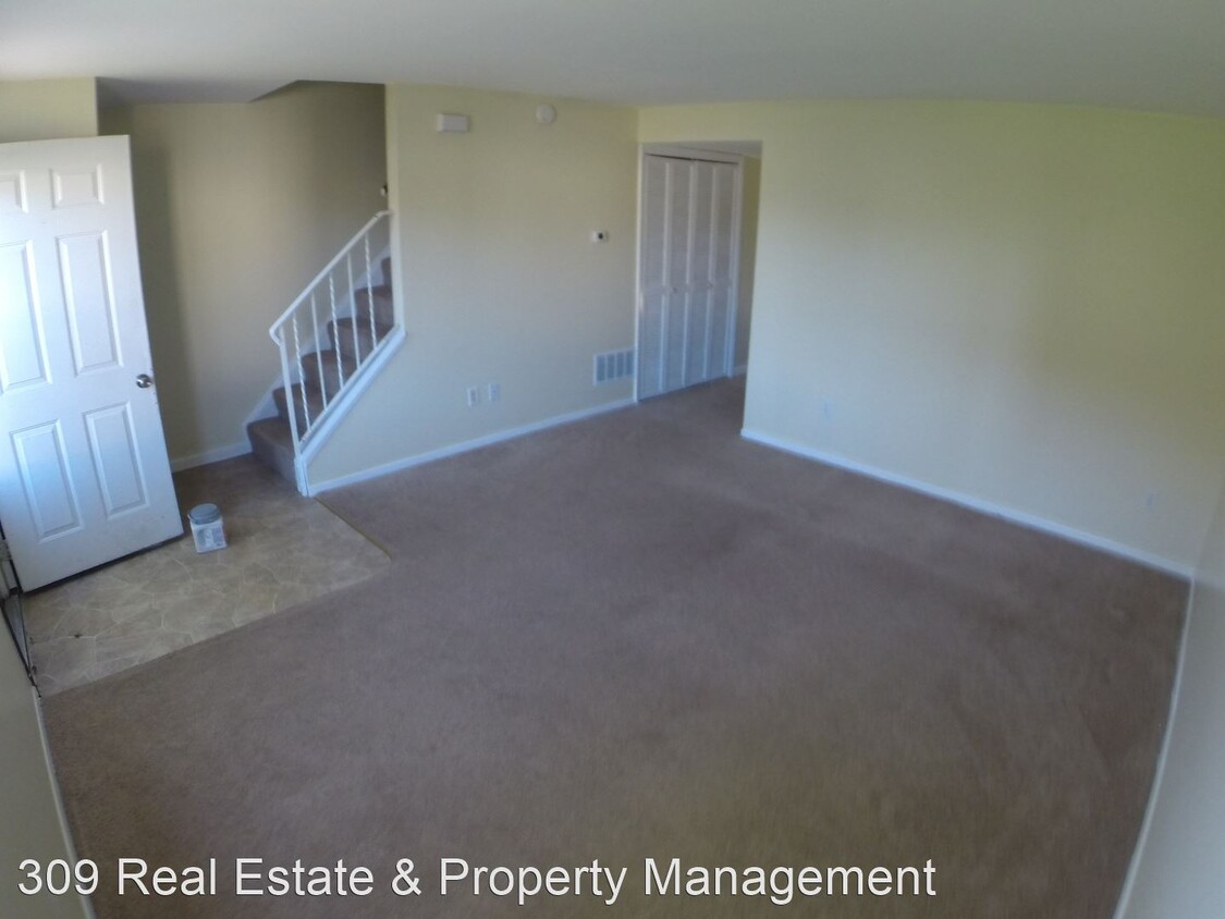 Primary Photo - 1513-1519 Sara Ln