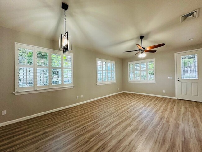 Foto del edificio - 3 Bedroom, 2 Bathroom House (Kapolei)