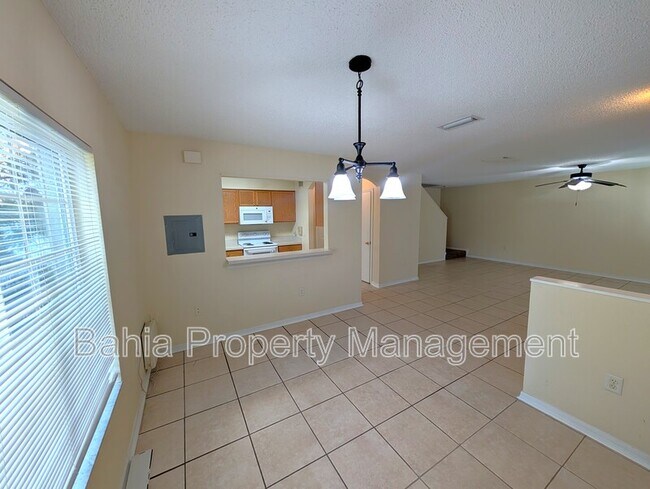 Foto del edificio - 4053 Dolphin Dr
