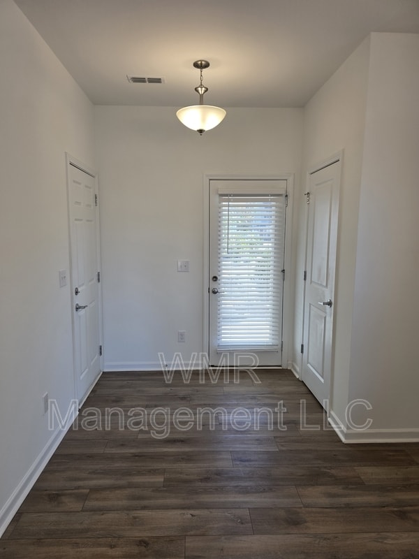 Foto del edificio - 1846 Teachers House Rd NW