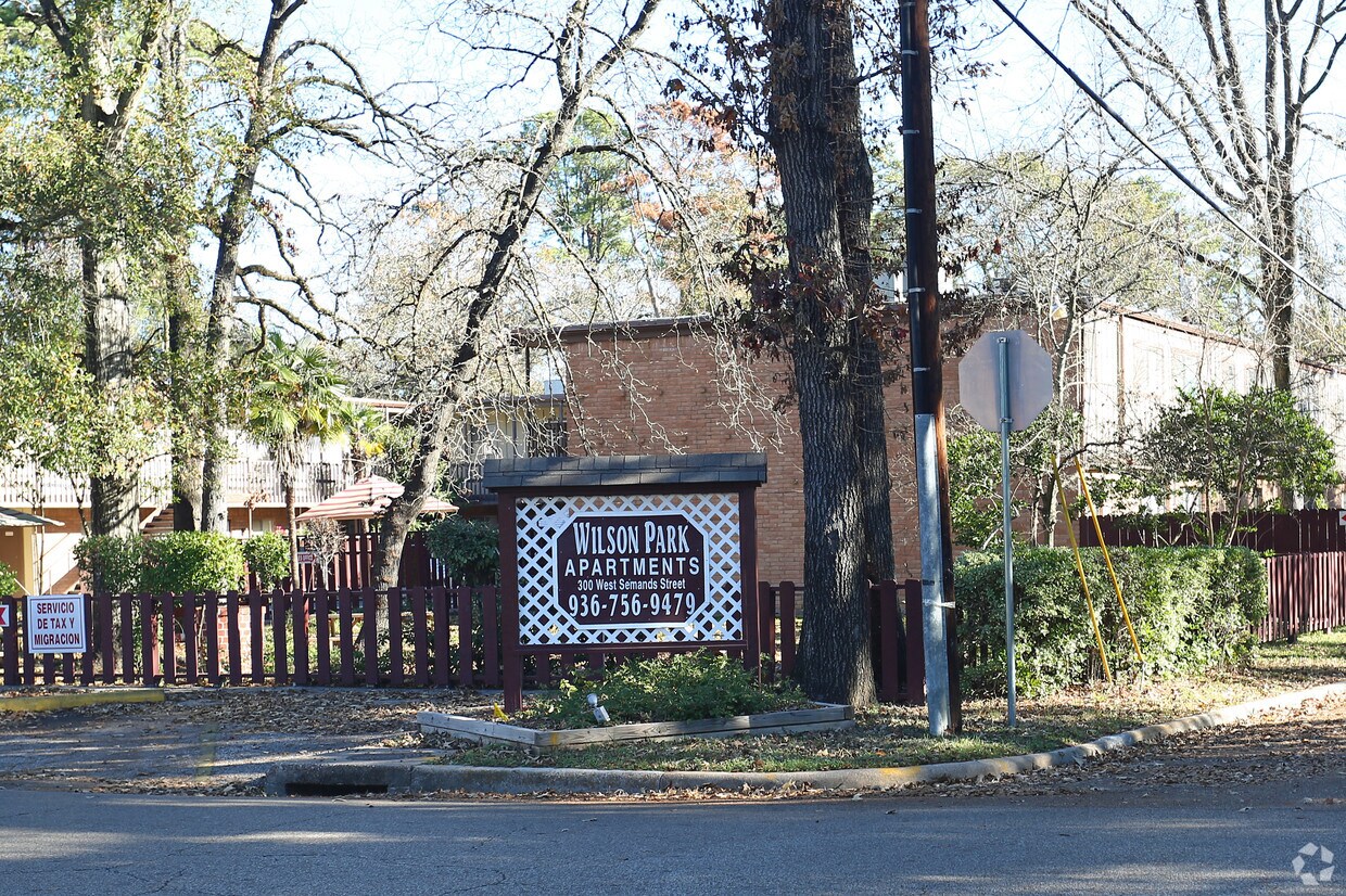 Foto del edificio - Wilson Park Apartments