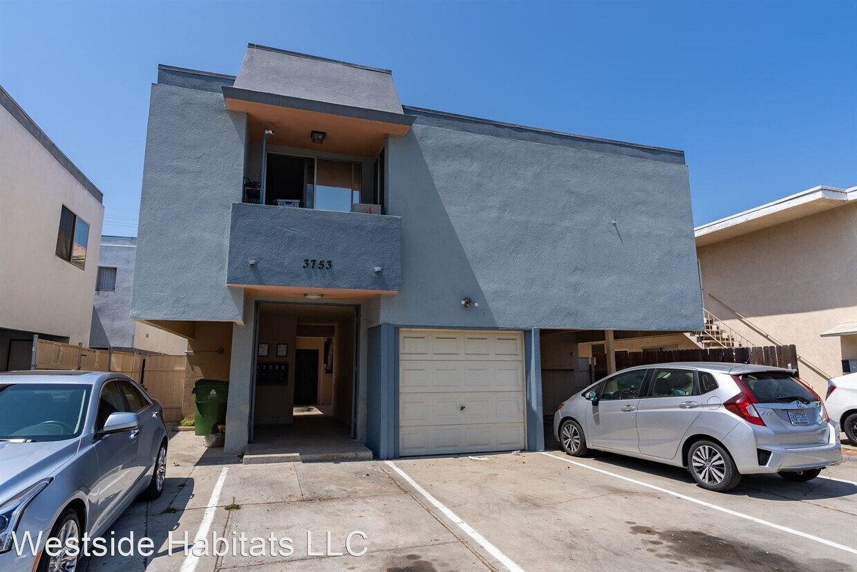 Primary Photo - 3753 Veteran - fully renovated unit in Los...