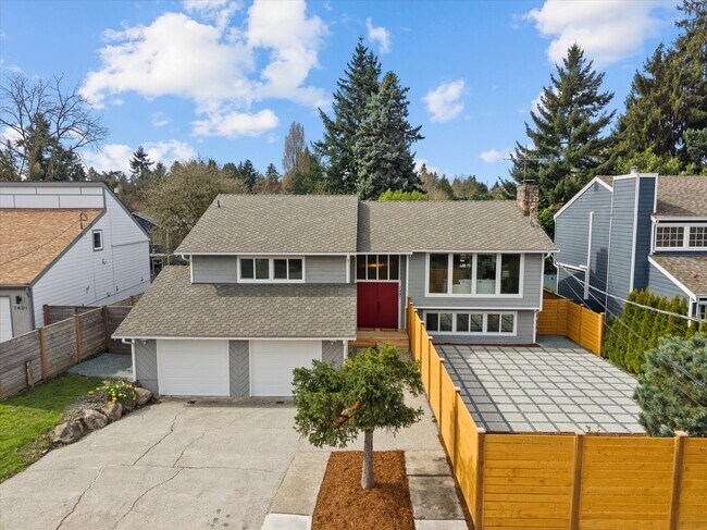 Foto del edificio - 7407 25th Ave NE