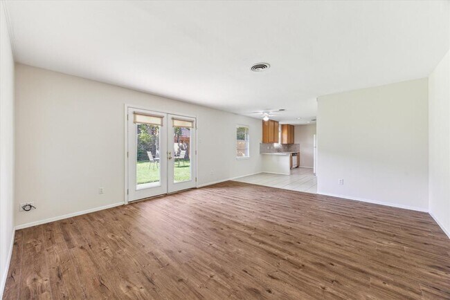 Foto del edificio - 9547 Beverly Hill St