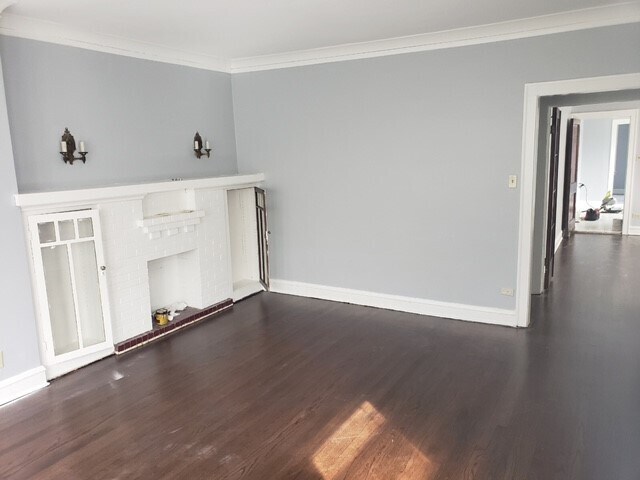 Building Photo - 8149 S Hermitage Ave