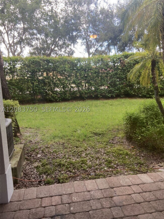 Building Photo - 8237 SW 25th Ct