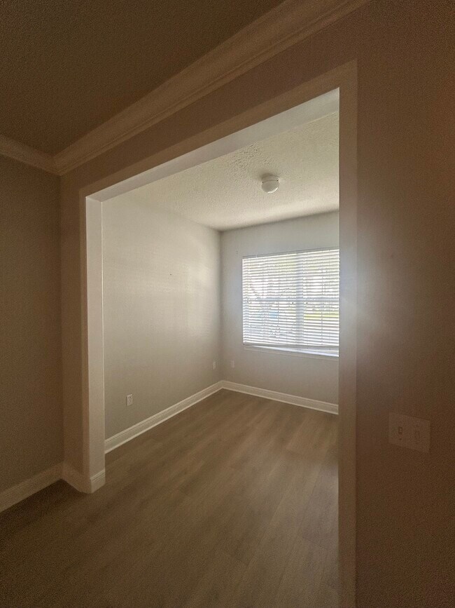 Foto del edificio - 1300 Eastern Pecan Pl