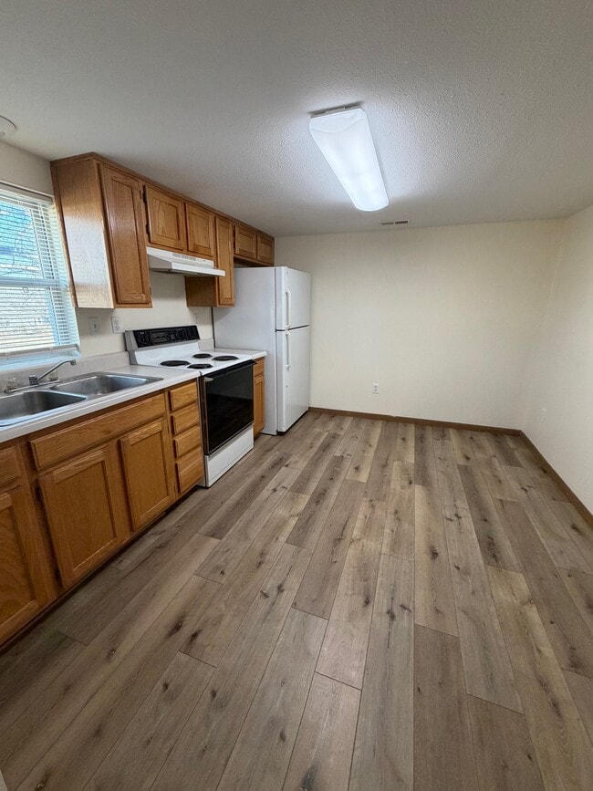 Foto del edificio - 614 1/2 Broad St