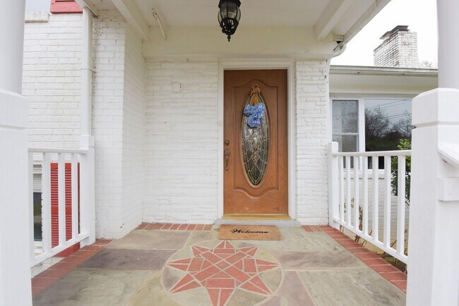 Foto del edificio - 6304 Kirby Rd