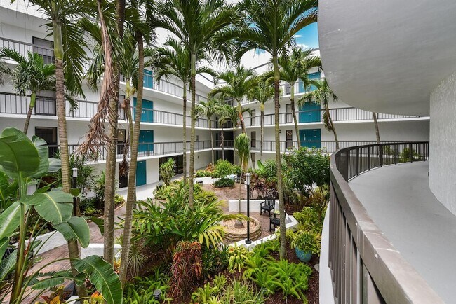 Foto del edificio - 1357 NE Ocean Blvd