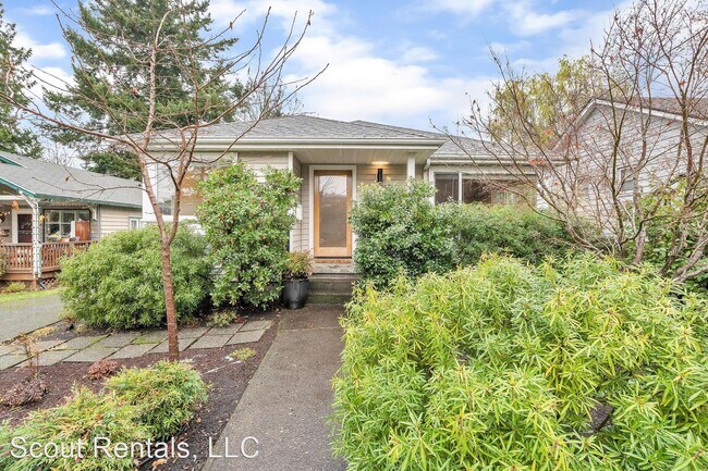 Foto del edificio - 3 br, 2 bath House - 3739 SE Liebe St