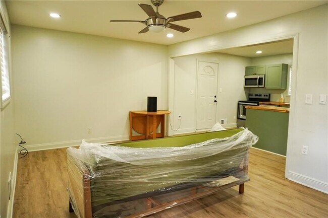 Foto del edificio - 1875 Dunlap Ave