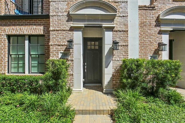 Foto del edificio - 710 Will Rice Ave