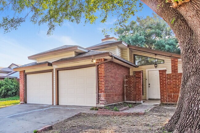 Building Photo - 6736 Poppy Dr