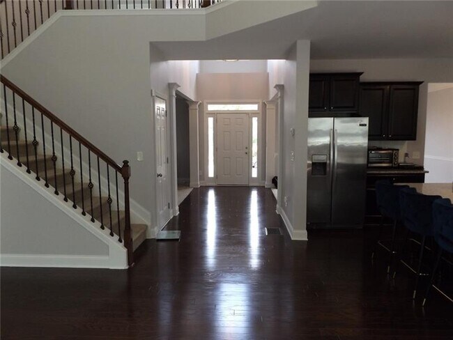 Foto del edificio - 3288 Wolf Club Ln SW
