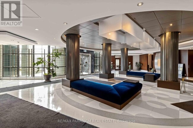 Building Photo - 410 Queens Quay W