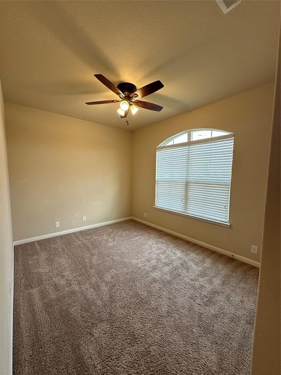 Foto del edificio - 479 Willow Arch St