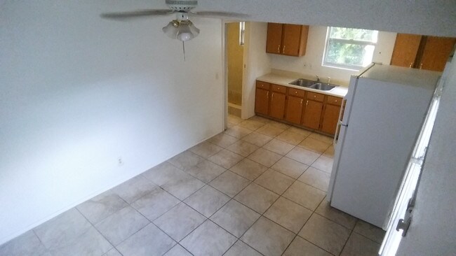Building Photo - 12718 Greenmoor Dr