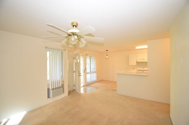 Foto del edificio - PARKGLEN AT WAIKELE – Clean and well-maint...