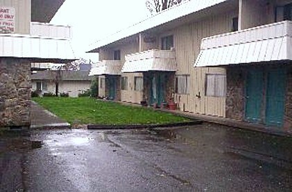 Primary Photo - 2405 Columbia Blvd