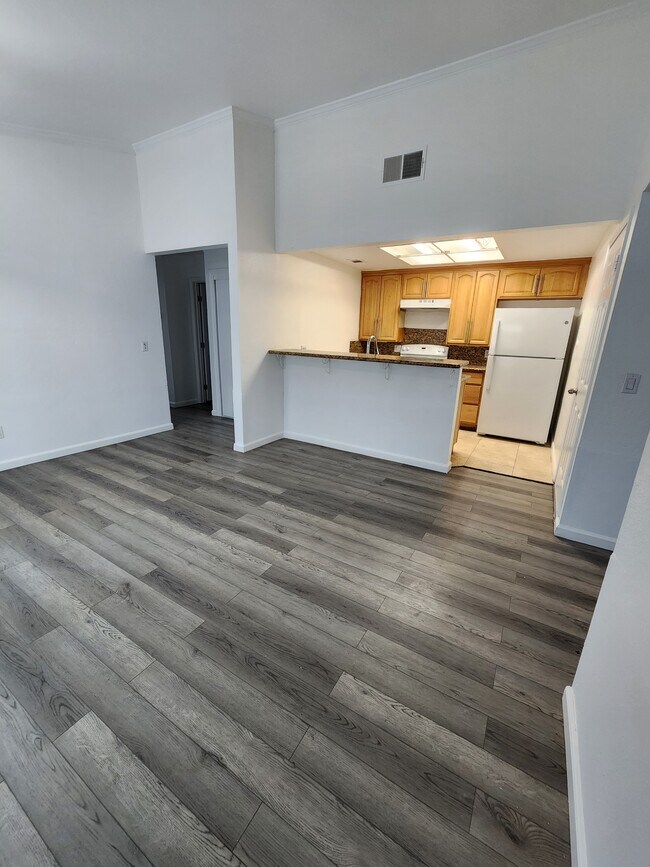 Building Photo - 3914 Renick Way