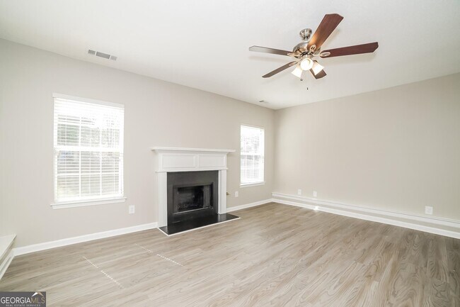 Building Photo - 6801 Fireside Ln