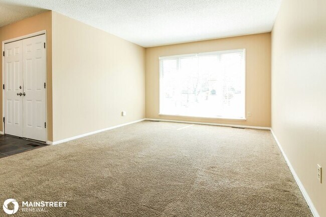 Building Photo - 12820 Bright Oaks Ct