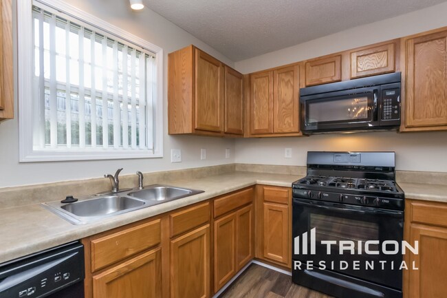 Building Photo - 221 Rosemont Court Hiram GA