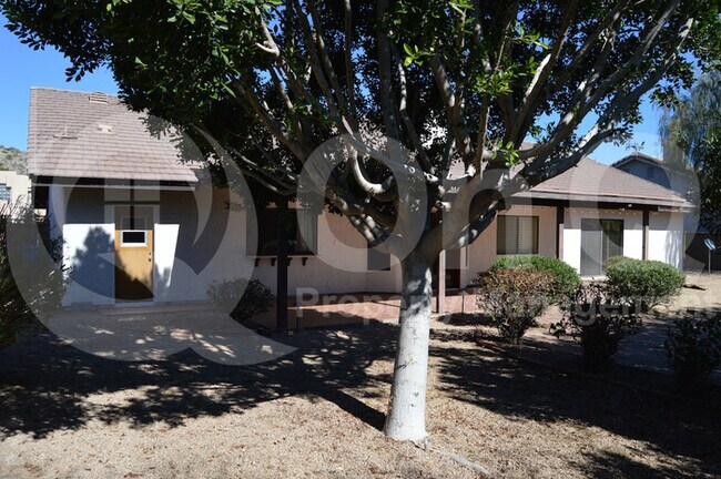 Building Photo - 3701 E Nambe Ct