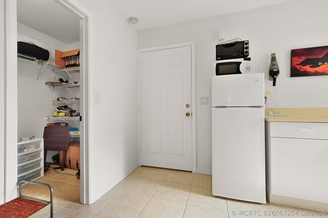 Foto del edificio - 2210 S 34th St