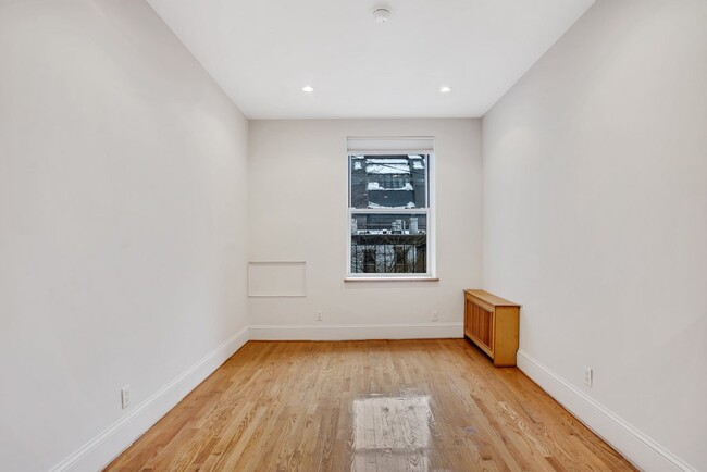 Foto del edificio - 124 E 27th St