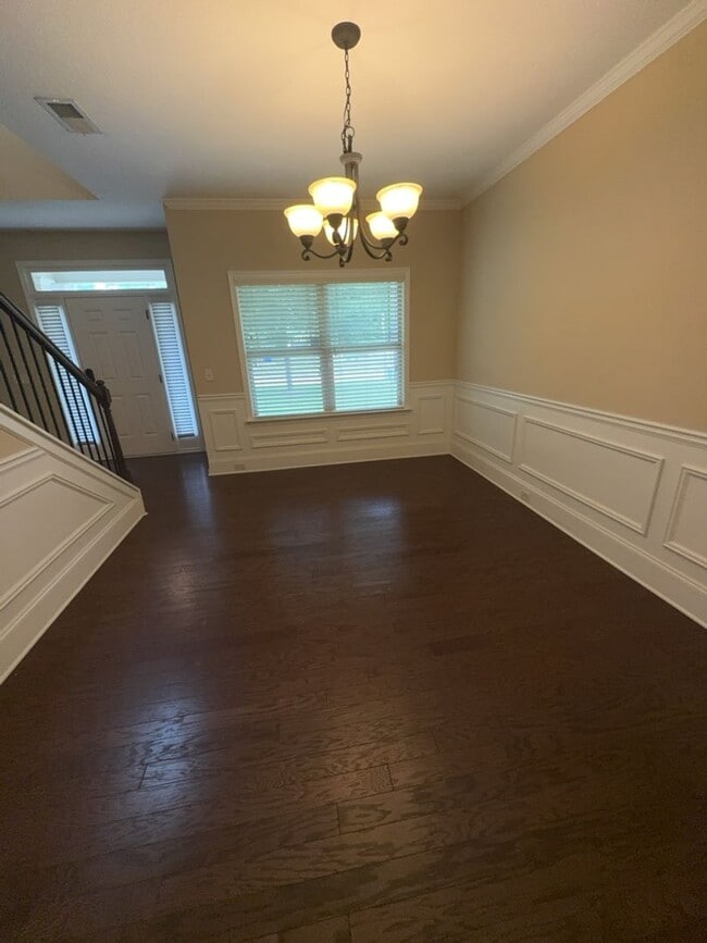 Building Photo - 9300 Yarbrough Rd