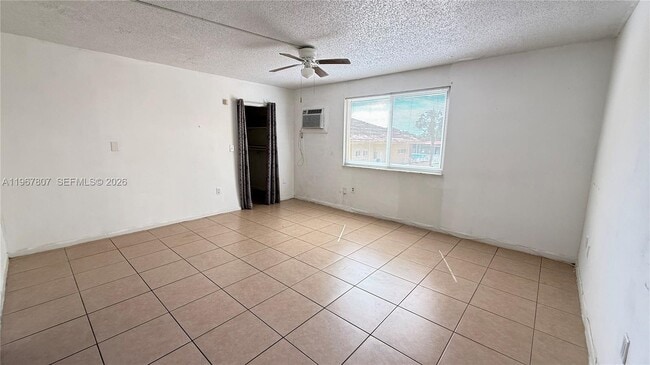 Foto del edificio - 6990 NW 186th St
