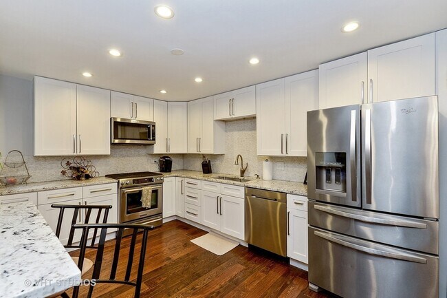 Foto del edificio - 2235 N Clifton Ave