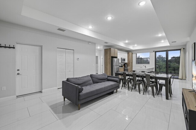 Building Photo - 2915 65th St W